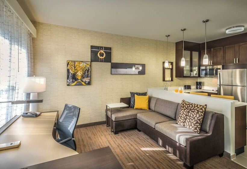 스탠다드 스튜디오, Residence Inn By Marriott Savannah Airport