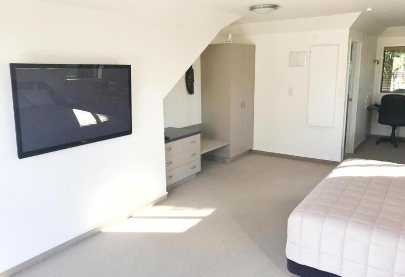 Апартаменты 1 Спальня, Avalon Manor Motel