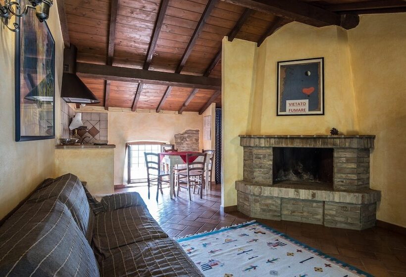 آپارتمان 1 خوابه, Agriturismo Goccia Di Luna