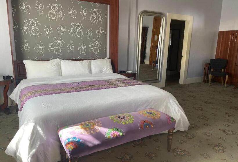 Номер Deluxe Кровать Кинг, Sutter