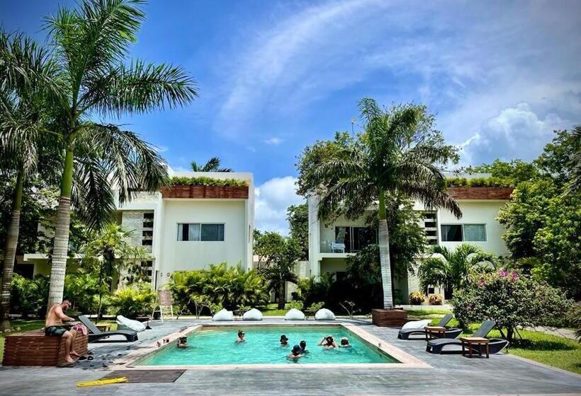 プールビュースタンダードステューディオ, Xscapetulum