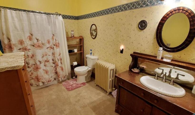 Номер Стандарт Трехместный, Saravilla Bed & Breakfast