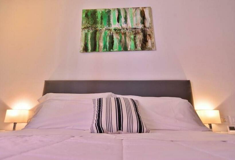 اتاق استاندارد, La Terrazza Vercelli Bed & Charme