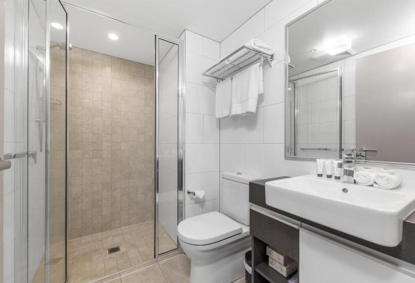 Студия Стандарт, H On Mitchell Apartment