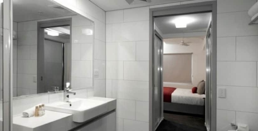 Апартаменты 2 Спальни, H On Mitchell Apartment