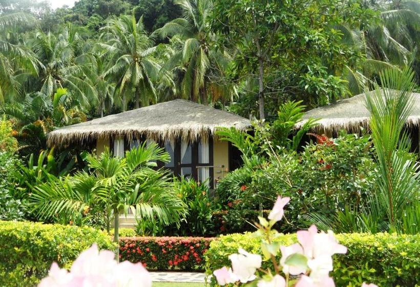 Бунгало Superior, Amber Sands Beach Resort