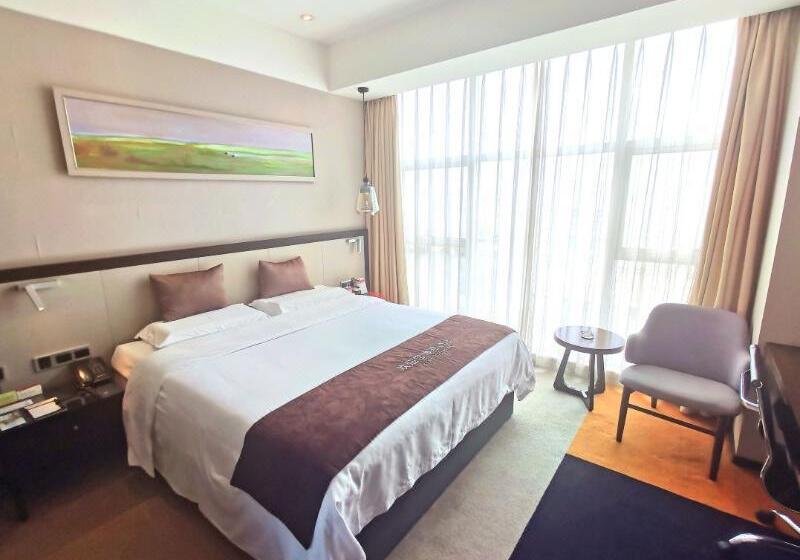 Стандартный Номер Кровать Кинг, Ramada Encore Guanghan