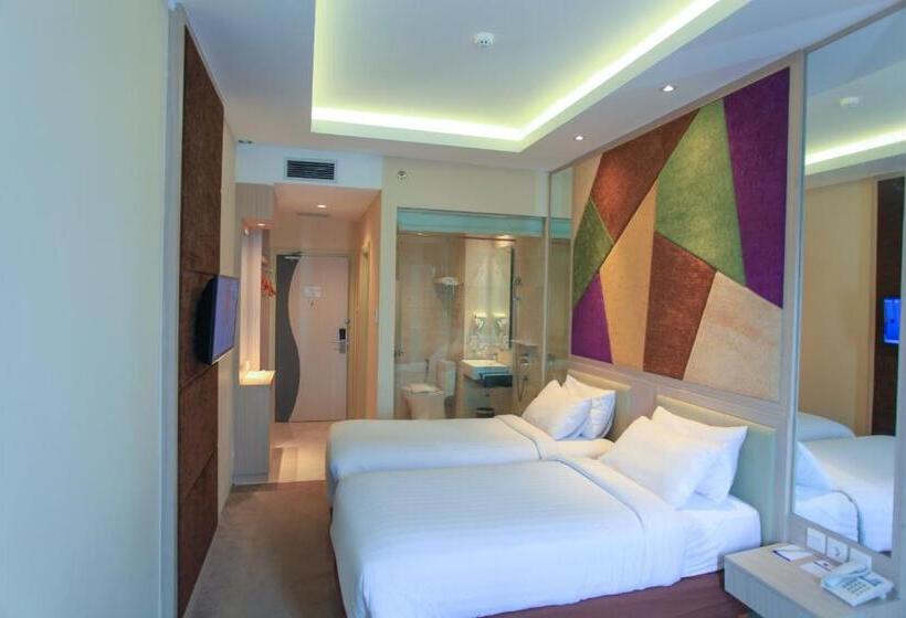수피리어 룸, W Three Premier Hotel Lagaligo