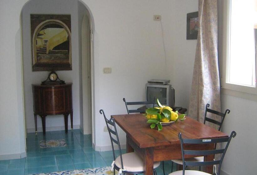Apartamento Superior 1 Dormitório, Villa Santa Sofia