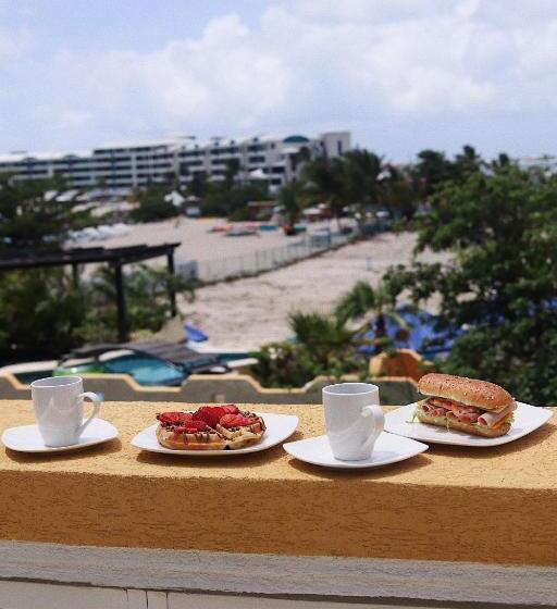 اتاق لوکس با چشم‌انداز دریا, Baker's Suites