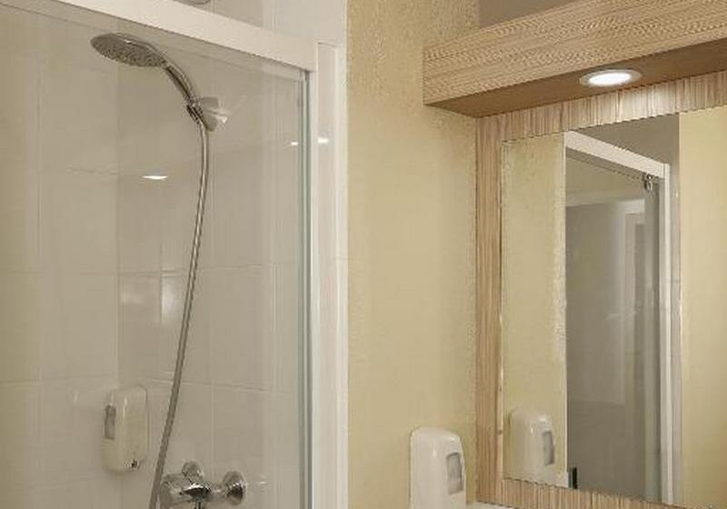 Четырехместный Номер Стандарт, B&b Hotel Gap