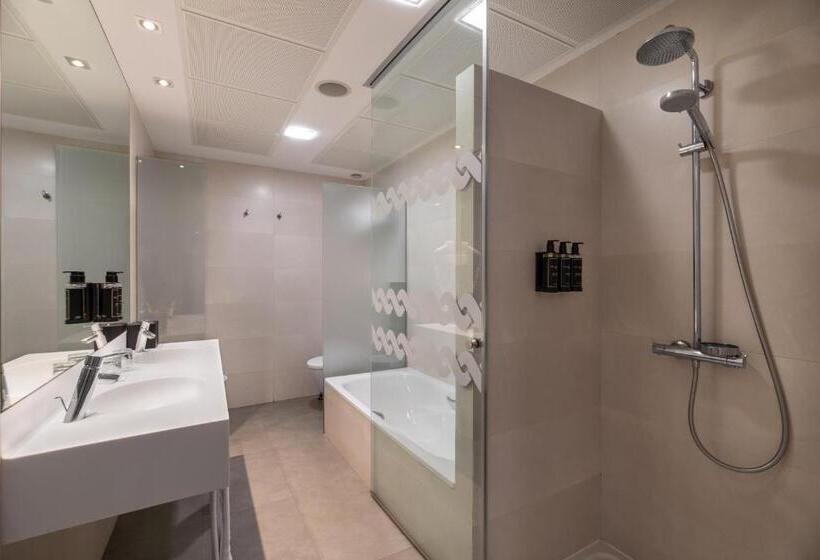 Семейный Номер, Eurostars Vía De La Plata