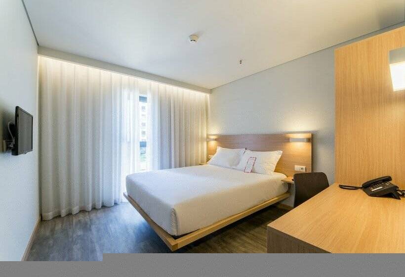 Номер Стандарт, Moov Hotel Porto Norte