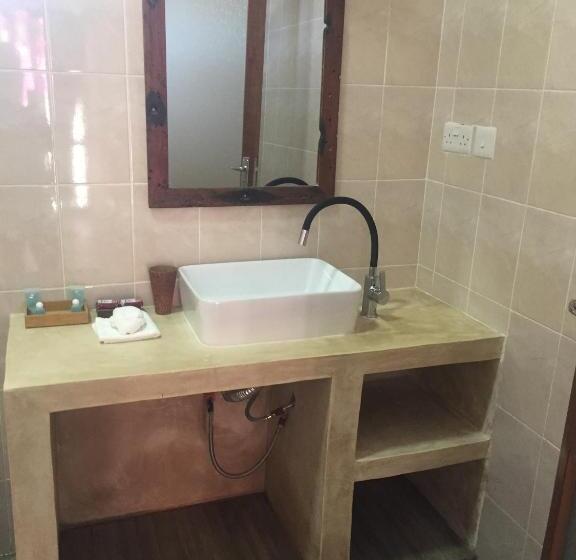 디럭스 트리플 룸, Sea View Lodge Boutique