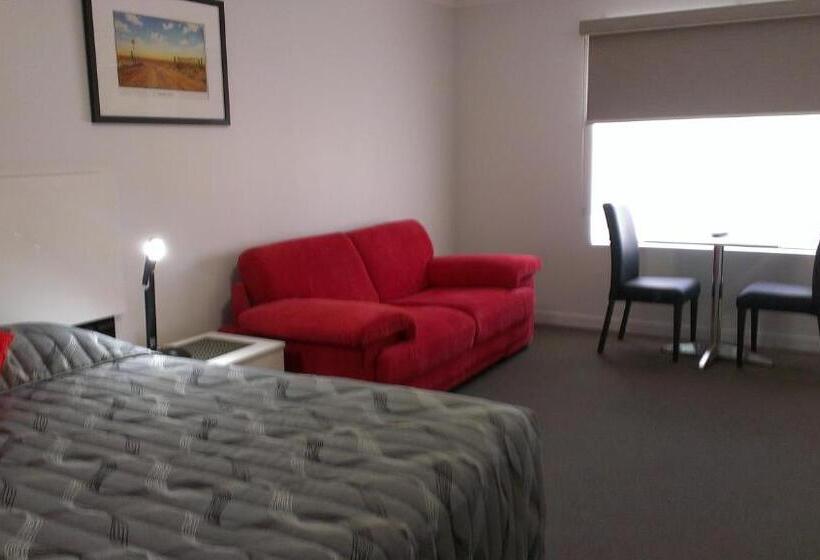 Президентский Люкс, Gunnedah Lodge Motel