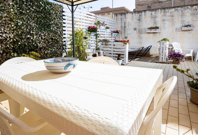 带2个卧室的公寓, Trapani Home