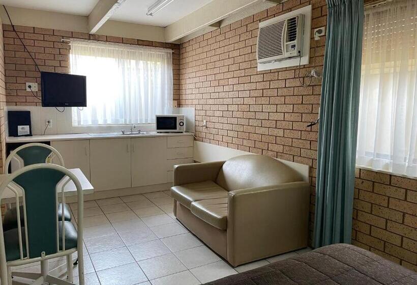Quarto Estandar, Citrus Motel