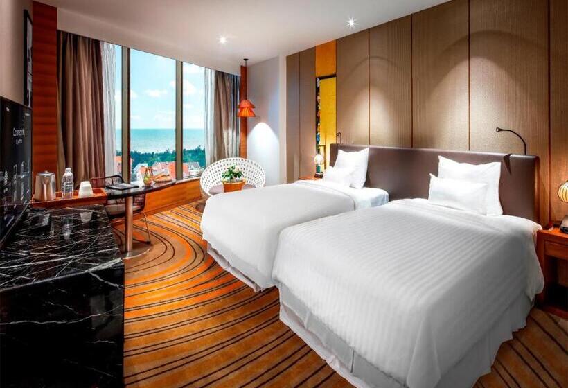 اتاق لوکس با چشم‌انداز دریا, Pullman Vung Tau