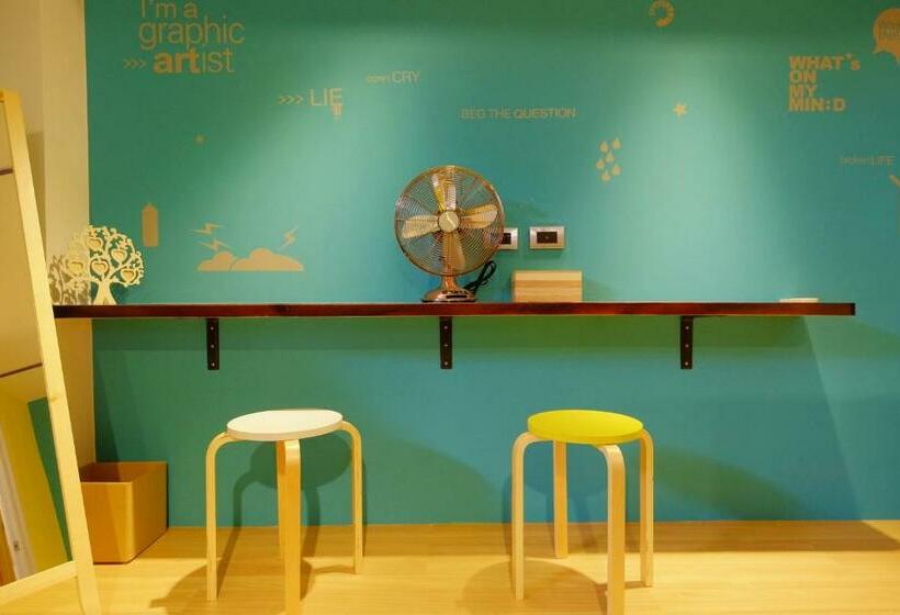اتاق استاندارد, Leo Ho Hostel