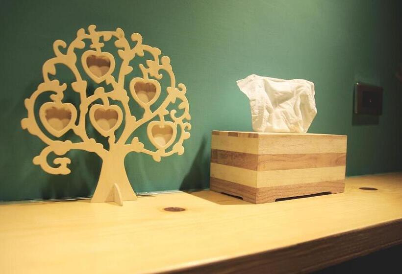 اتاق استاندارد, Leo Ho Hostel