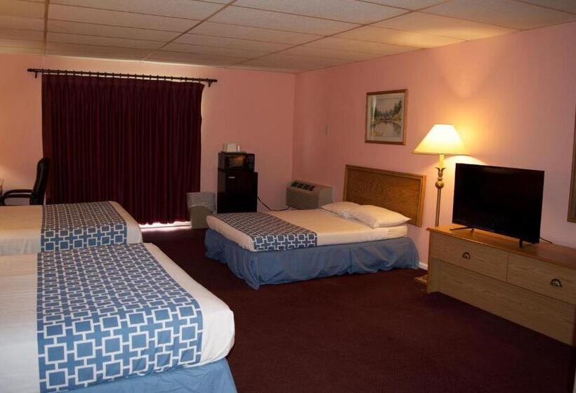 Семейный Номер, Amerivu Inn & Suites   St Croix Falls