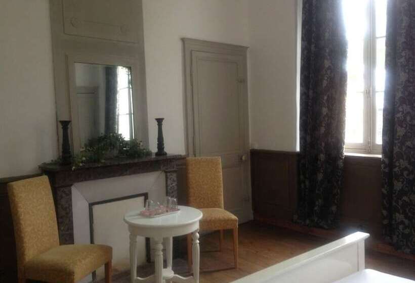 Семейный Четырехместный Номер, Les Chambres Du Chateau De Grèges