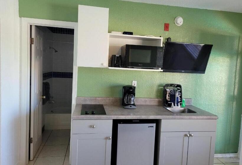 Апартаменты 1 Спальня, Blind Pass Resort Motel