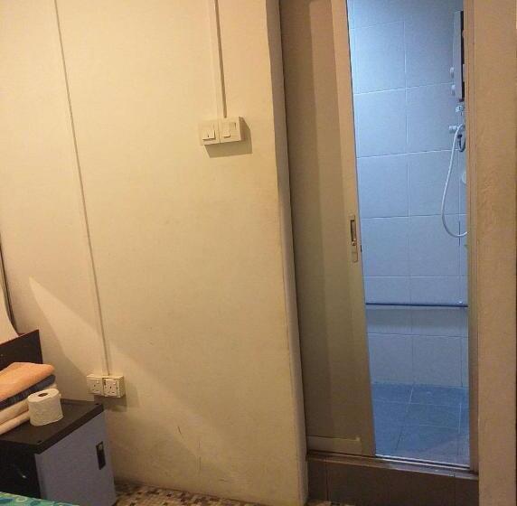 Familienzimmer, Discovery Malacca Hostel