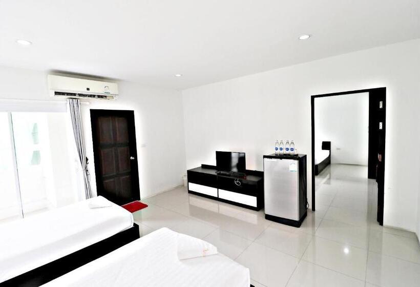 חדר משפחתי, Hua Hin Irooms