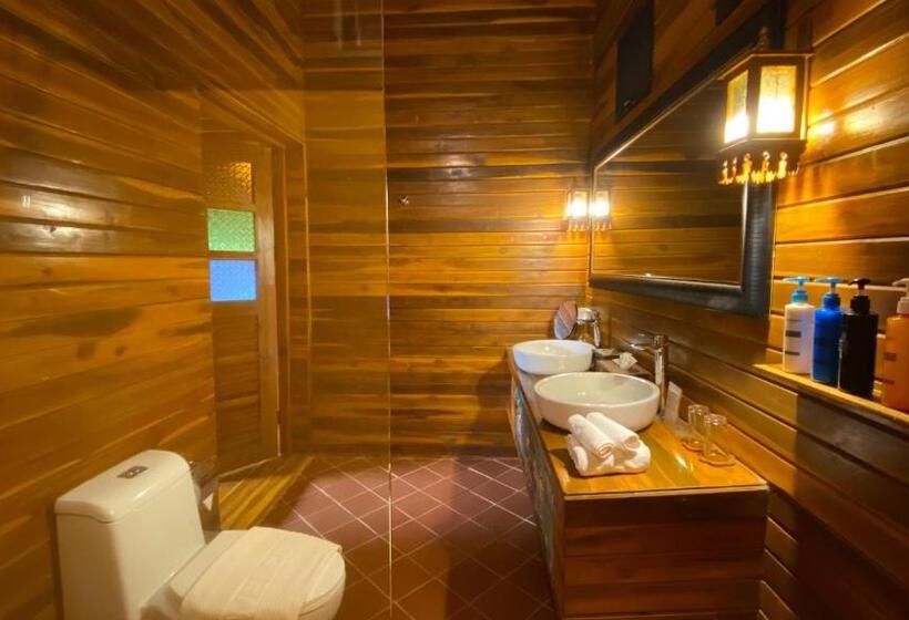 ویلای 2 خوابه, Nan Seasons Boutique Resort