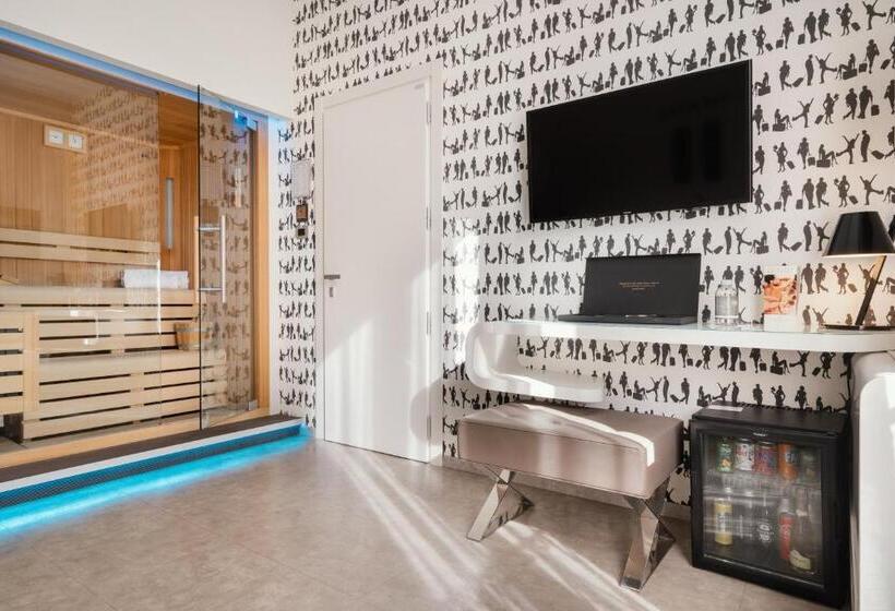 اتاق استاندارد, Montenapoleone Suites