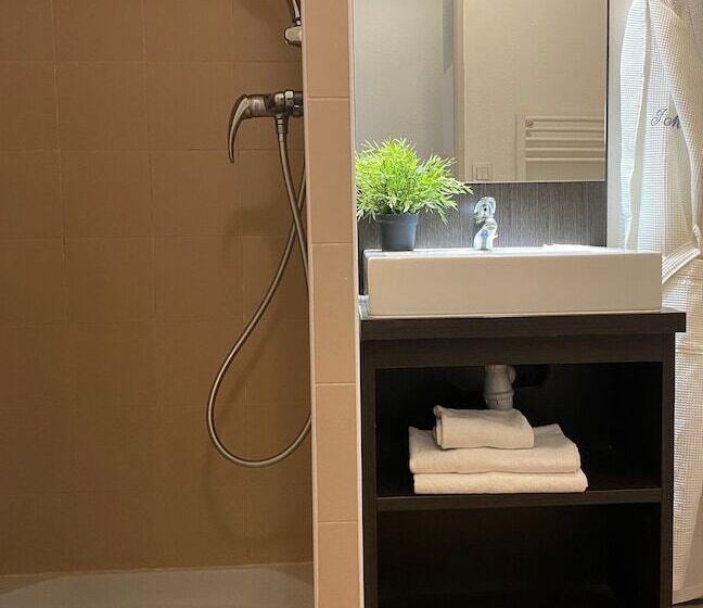 Студио Стандарт с Балконом, Aparthotel Sainte Marthe