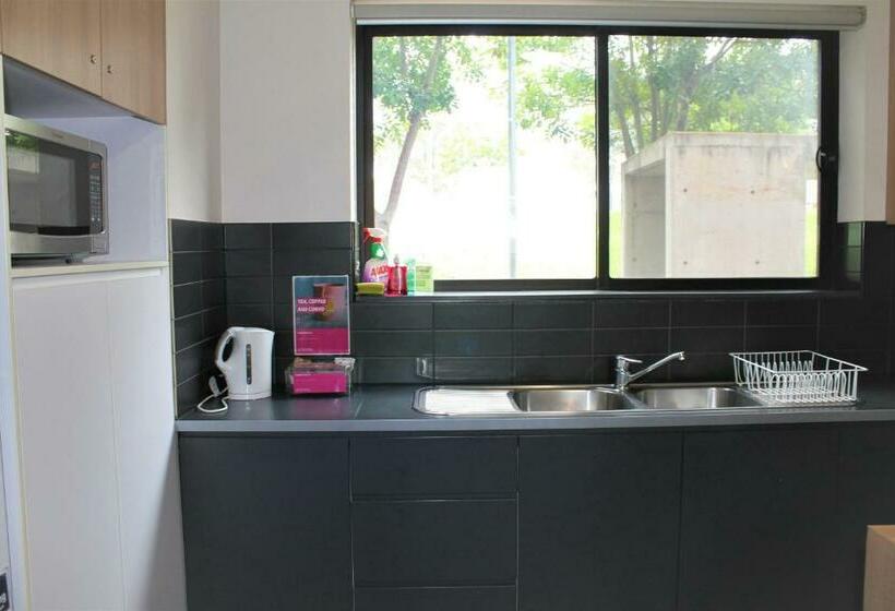 Апартаменты 5 спален, Western Sydney University Village Penrith