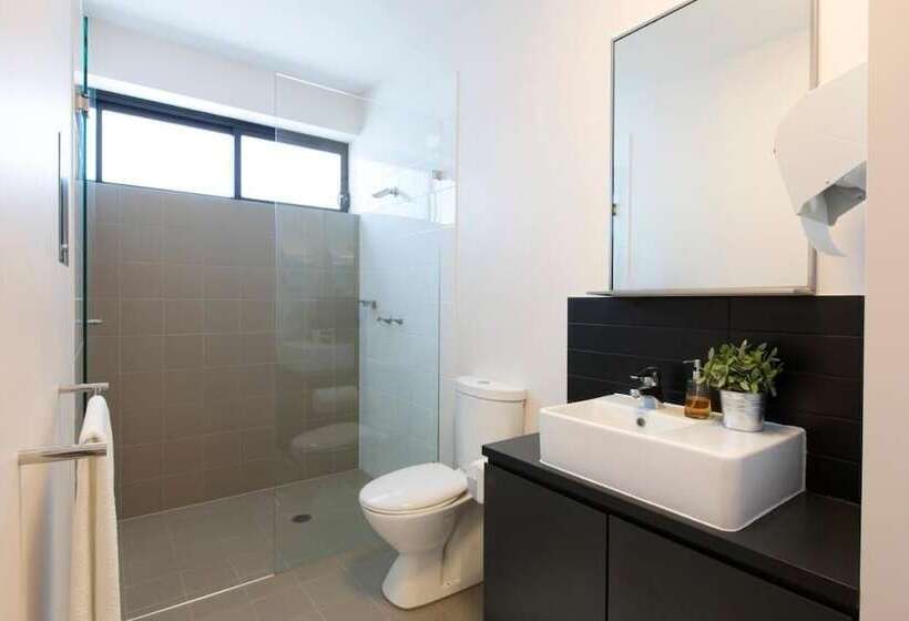 Апартаменты 5 спален, Western Sydney University Village Penrith