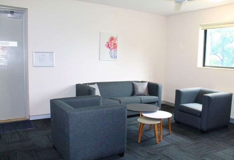 Апартаменты 5 спален, Western Sydney University Village Penrith
