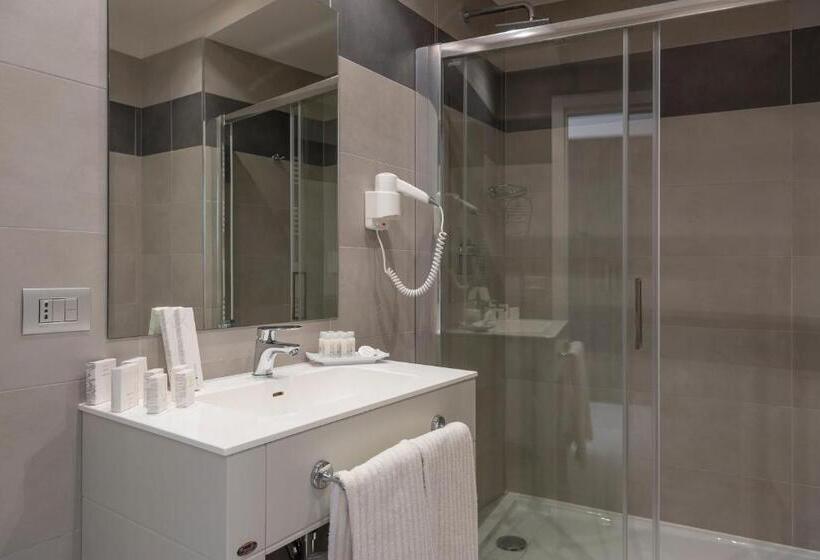 Семейный Номер Superior, Grand Hotel Biffy
