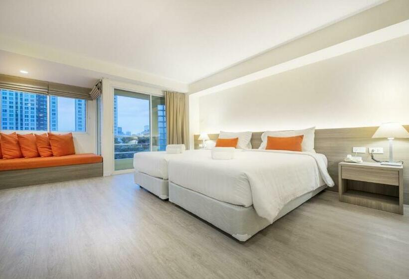 اتاق لوکس با بالکن, Le Tada Residence