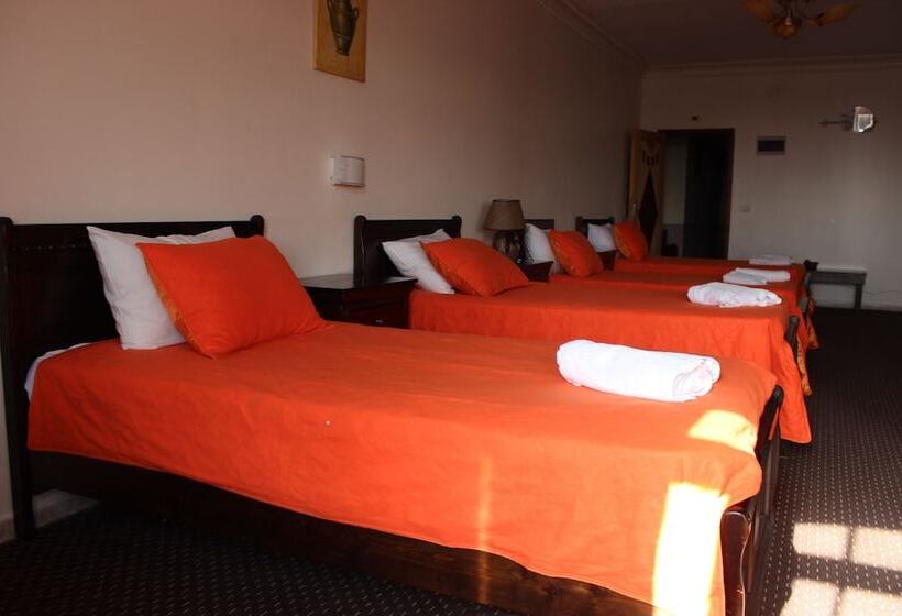 اتاق استاندارد چهار تخته, Casablanca Hotel Ramallah