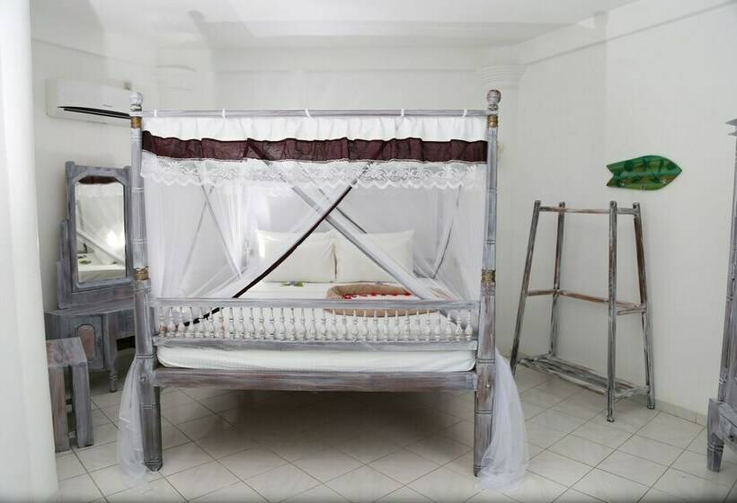 Хижина, Neptune Weligama   Hostel
