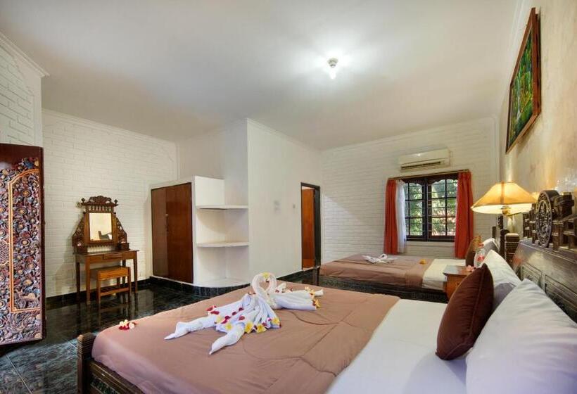 Семейный Номер, Lumbung Sari Legian