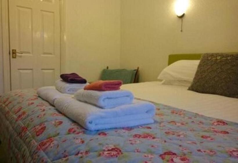스탠다드 룸 강 전망, Lyndhurst Guest House