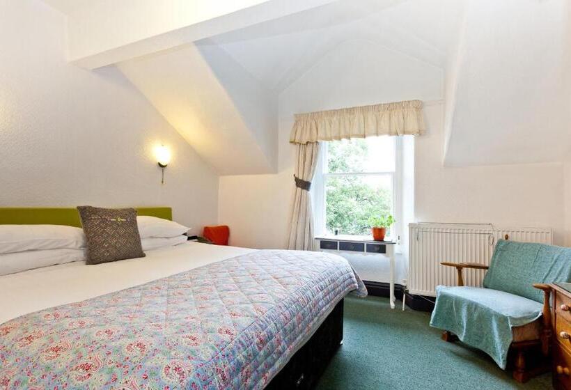 Номер Стандарт Вид на Реку, Lyndhurst Guest House