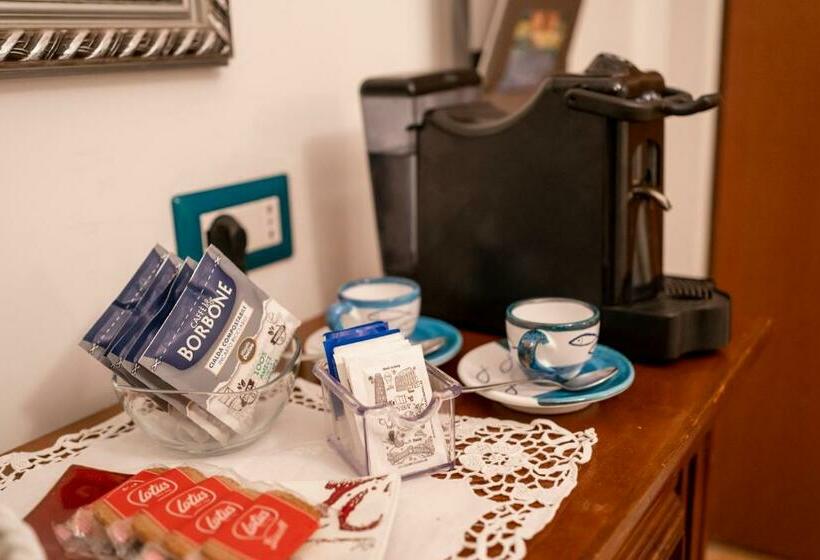 Студия Стандарт, Amalfi Andrea's House