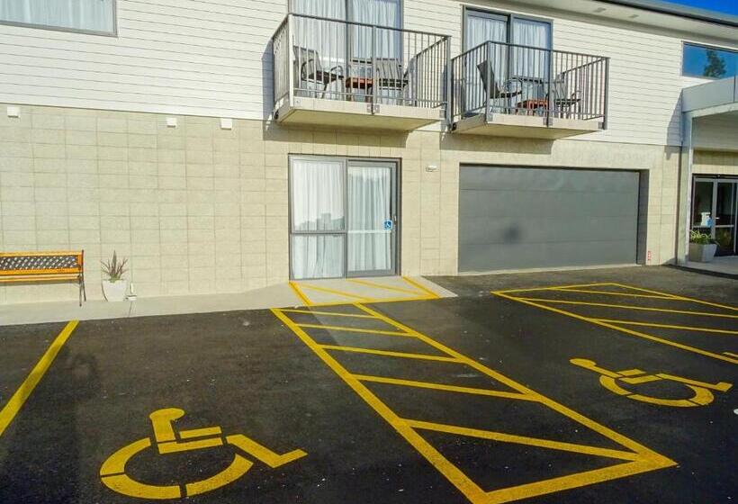 스위트, Bks Premier Motel Hamilton
