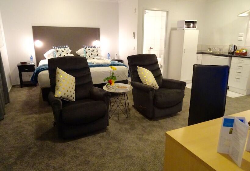 디럭스 스위트, Bks Premier Motel Hamilton
