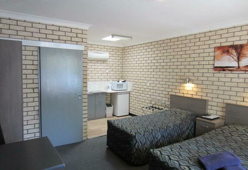 Номер Стандарт, Cowra Crest Motel