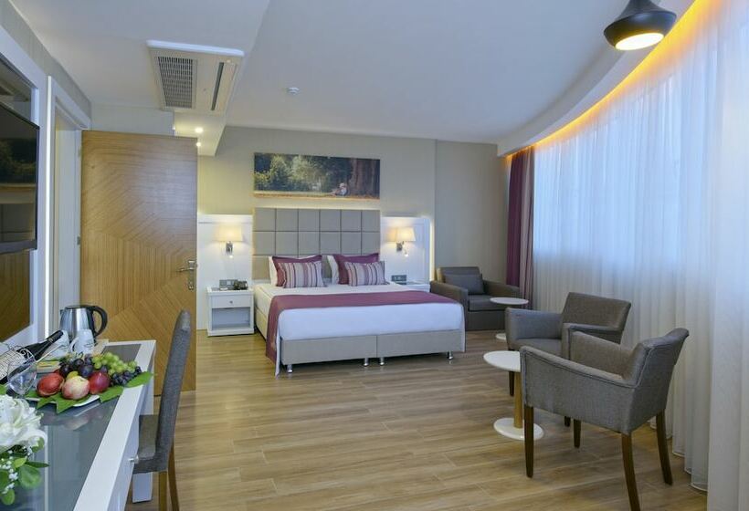 スイート, Asia Beach Resort & Spa