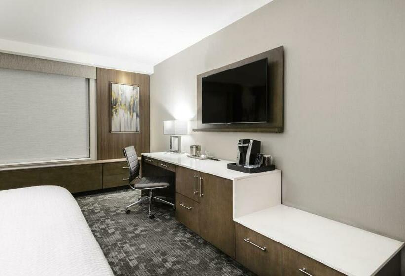Номер Superior Кровать Кинг, Courtyard By Marriott Edgewater Nyc Area