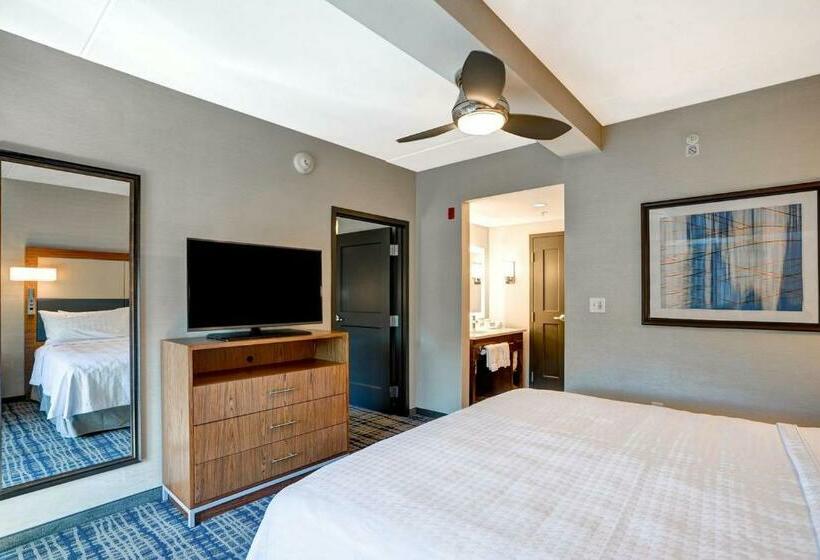 디럭스 스위트 킹 침대, Homewood Suites By Hilton Boston Brooklinelongwood Medical