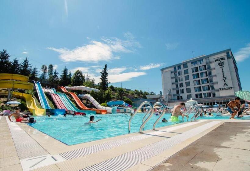 آپارتمان یک خوابه با دری مشترک که هال را جدا می کند., Tilya Resort